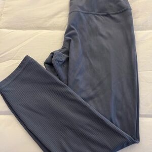 Athleta Gray Ribbed Yoga Leggings